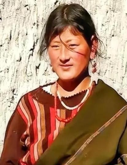 西藏人为什么不愿外出打工？说句实话，国家对藏民的补贴力度相当大，不少人就算不干活