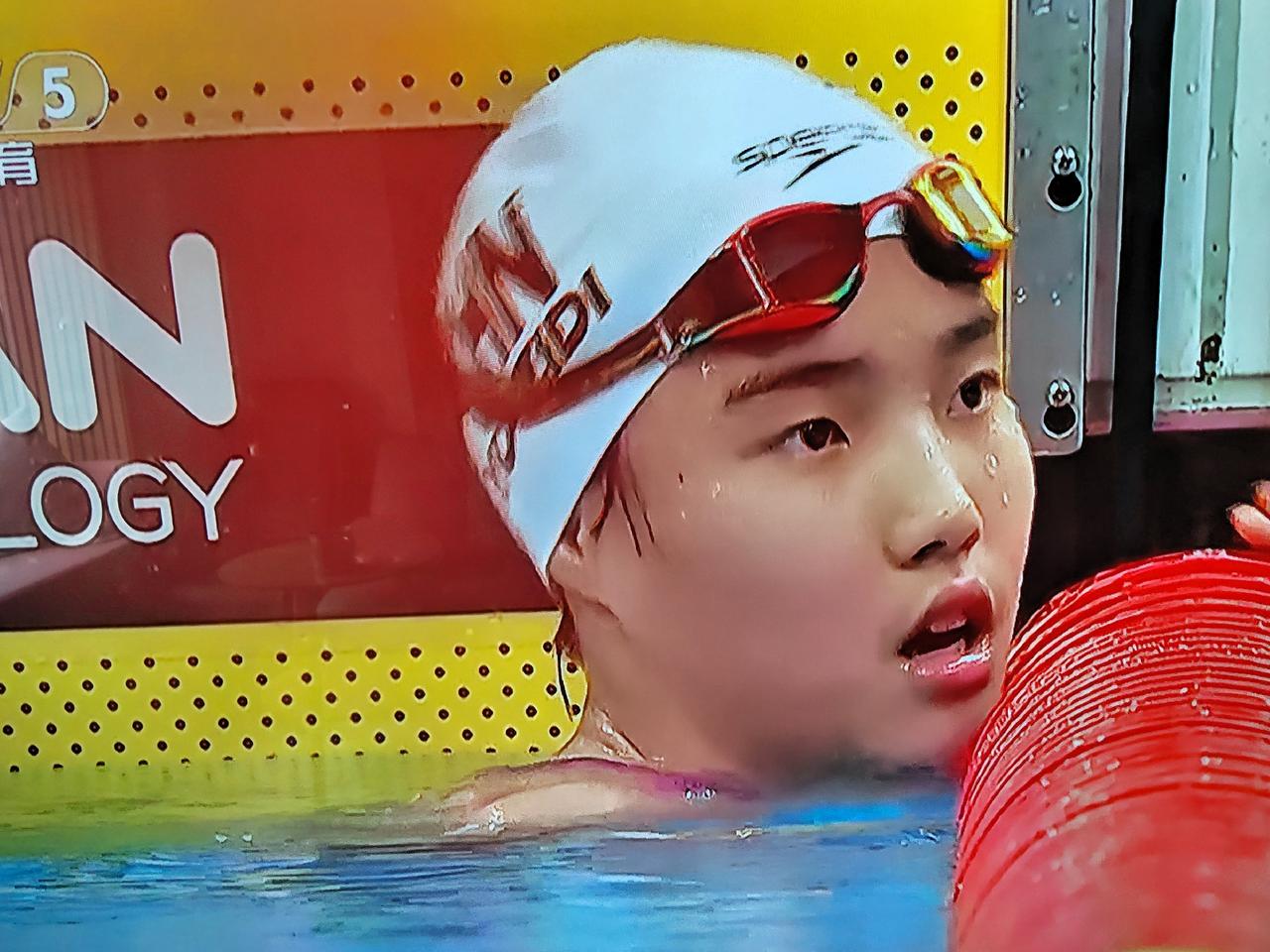 13岁的于子迪三金到手！在刚刚结束的名古屋亚运会游泳女子400米混合泳决赛中，已