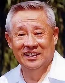 1933年2月，陈赓和廖承志在上海法租界先后被捕，廖承志一副贪生怕死的样子主动提