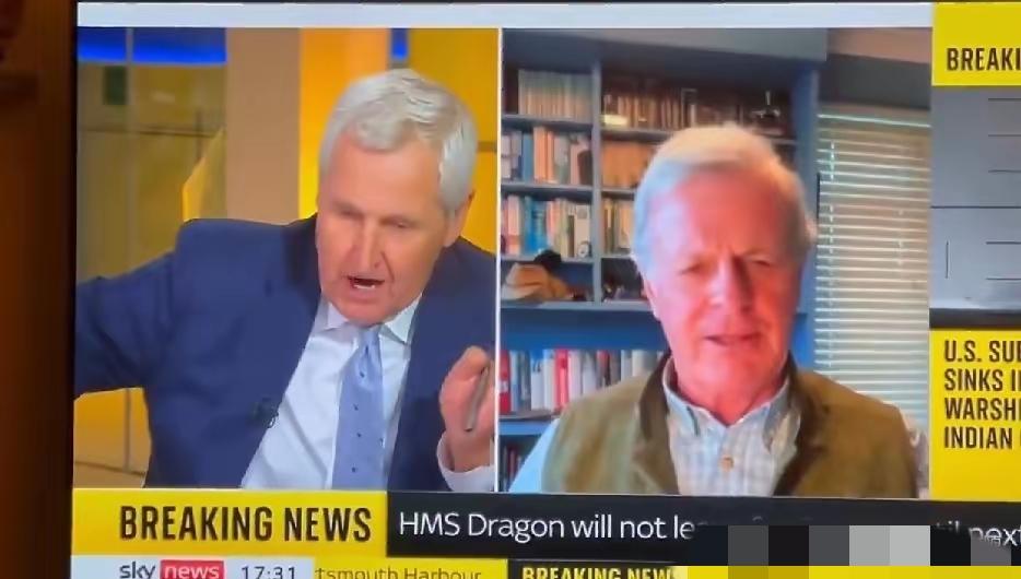 前北约欧洲盟军副总司令理查德·谢里夫爵士接受英国天空电视台采访时说：“英国无论如