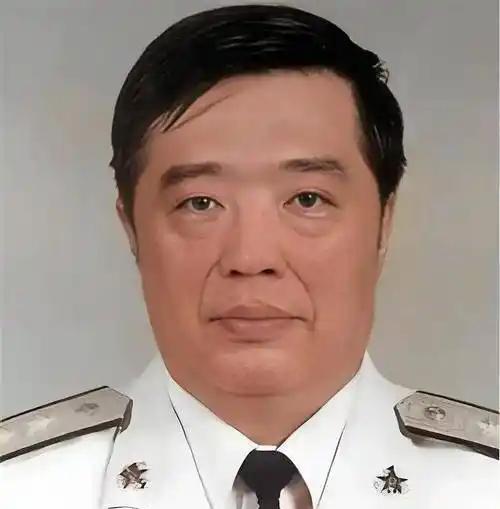 1963年贺龙独子没考上清华，找到父亲帮忙，贺龙说我去学校找个人，谁知道贺龙居然