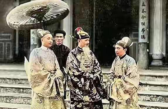 越南被中国统治了近千年，为什么最后形成一个独立国家？因为越人的语言并没有被汉