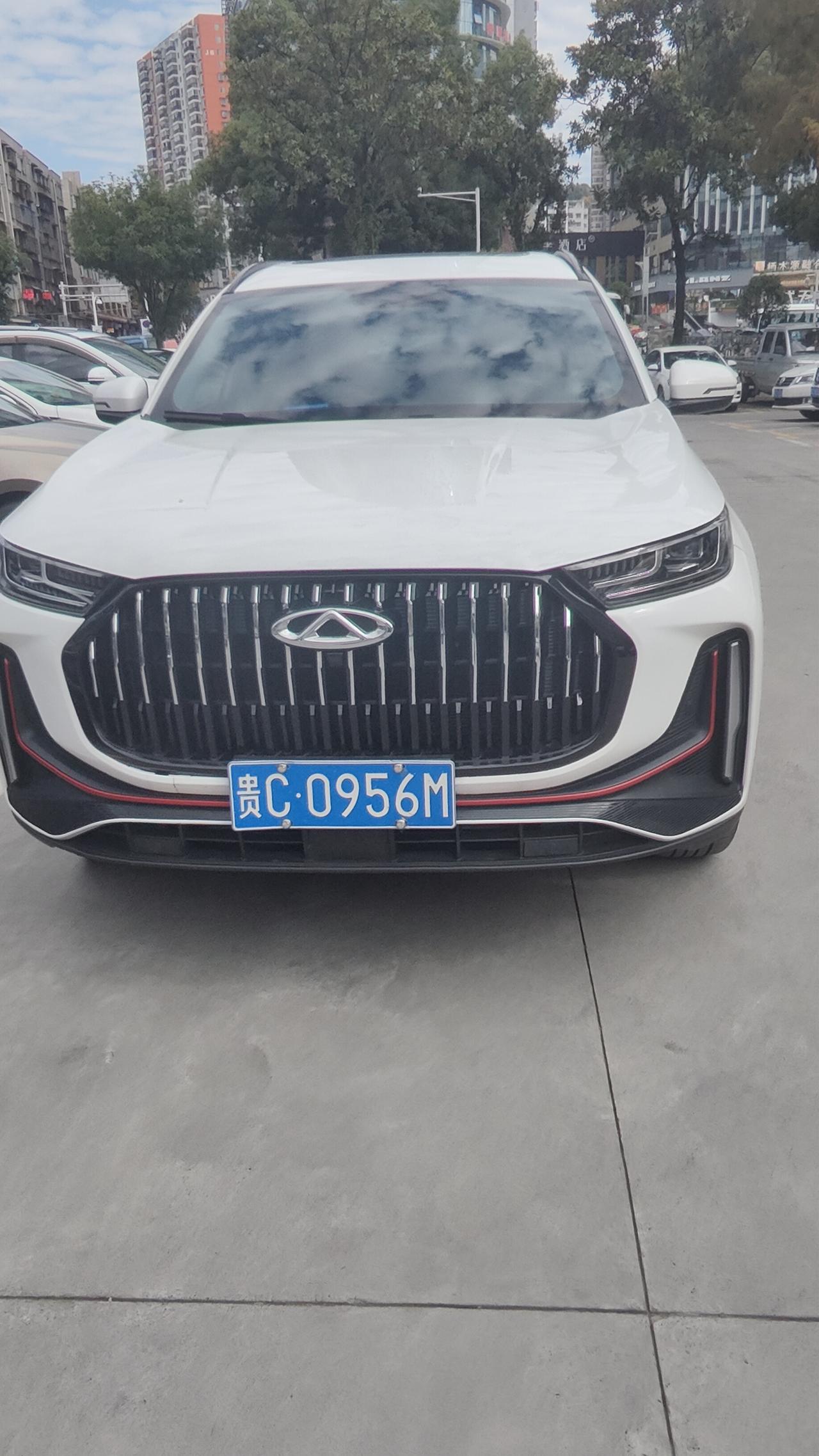 奇瑞瑞虎8和瑞虎9有什么不一样呢？是不是长宽高不一样发动机变速箱底盘也不一