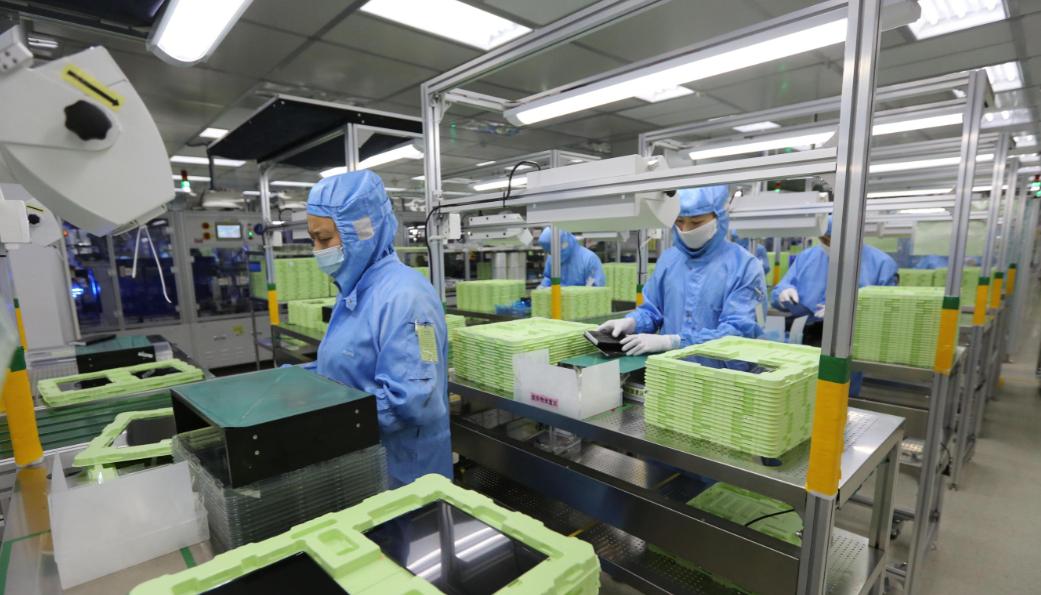 中国刚取消2550亿的芯片订单，欧美那边的光刻机就纷纷停工，现在轮到他们犯愁