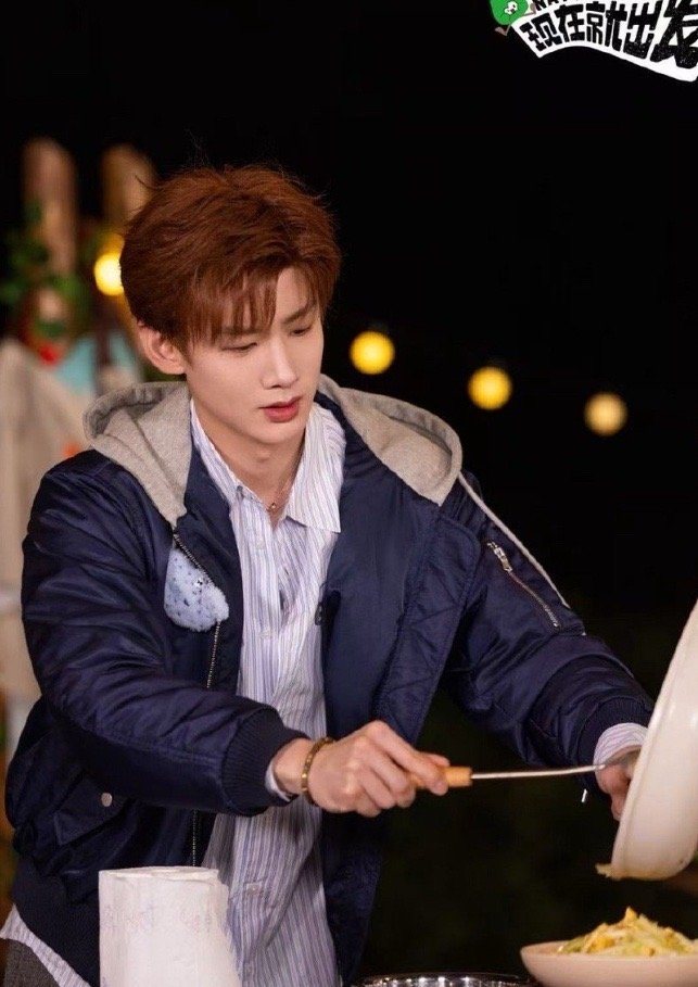 白敬亭质疑孙千理解孙千成为孙千本以为能当预言家，结果秒变闭眼玩家！小白刚吐槽完孙