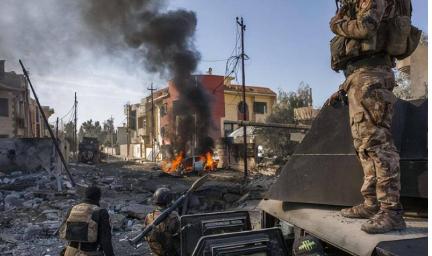 现在伊朗被打成这样，只能说明一件事，全世界让美国忌惮的只有两个国家。 第一个