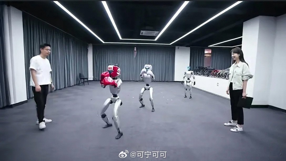 春晚机器人刷屏后，宇树科技董事长王兴兴的一番话，把行业真相说透了。他坦言，机器人