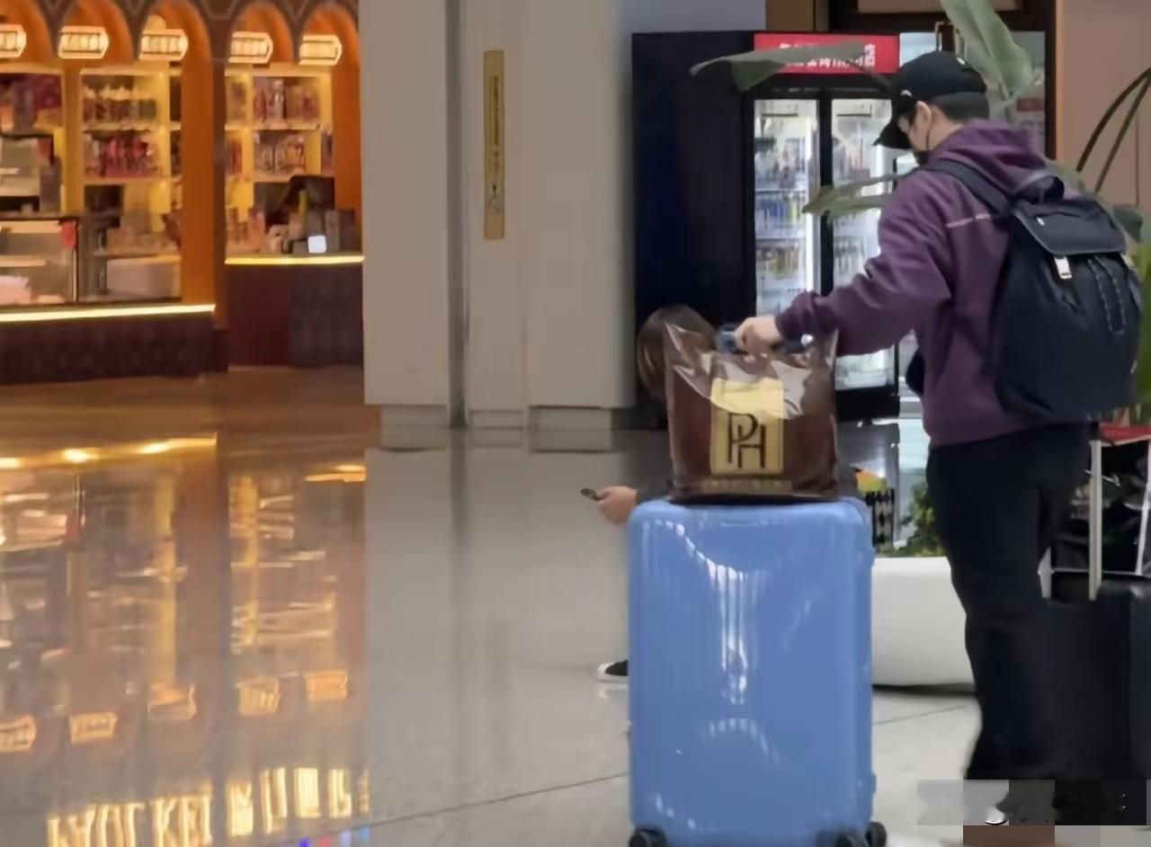 樊振东给所有男人上了一课不是因为他是奥运冠军，也不是因为他世界排名第一，而是