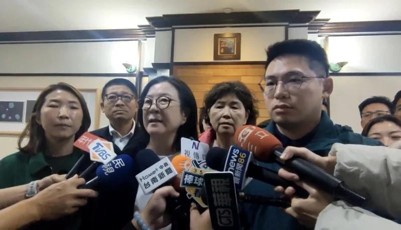 陈亭妃拜会南市议会民进党团盼破冰，党团要求切割郭信良未获承诺民进党台南市长党内