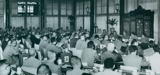 历史上的今日1962年9月25日在中南海怀仁堂主持中共八届十中全会全体会议