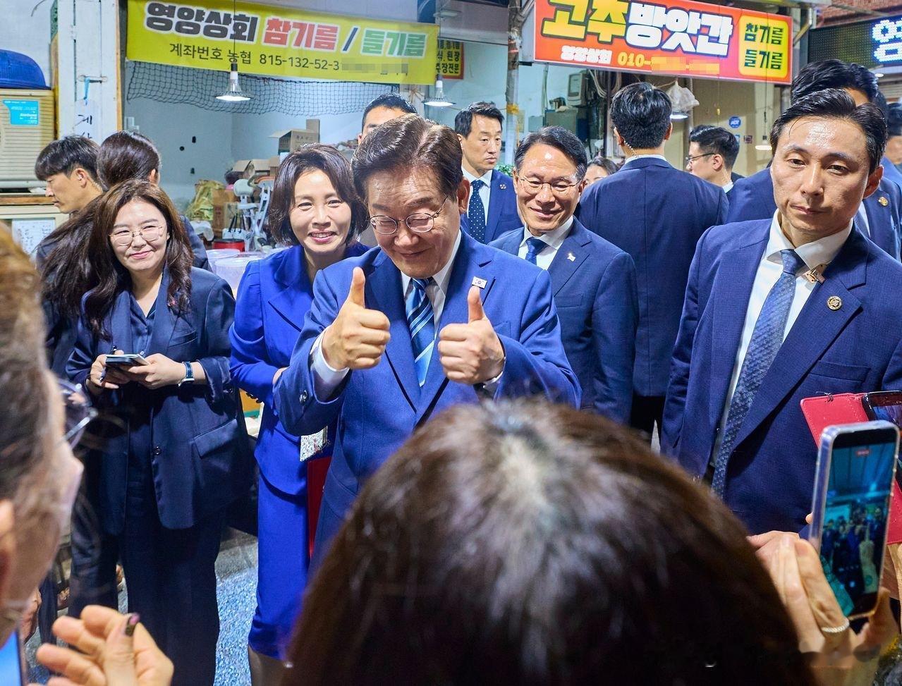 27日，韩国总统李在明因连日走访釜山、庆尚南道各地市场，遭到国民力量党接连批判，