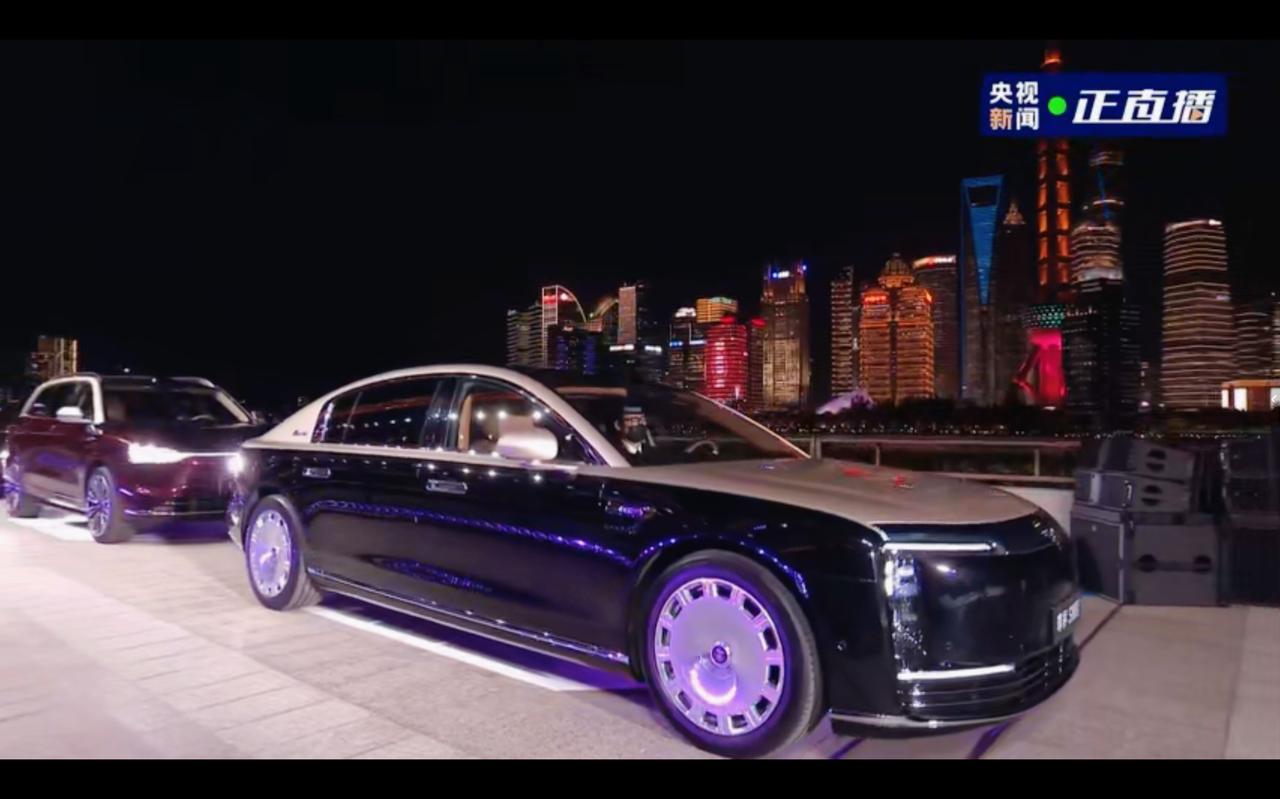 鸿蒙智行年度直播轰动车圈！尊界S800辅助驾控改写行业标准央视联合鸿蒙智行的年