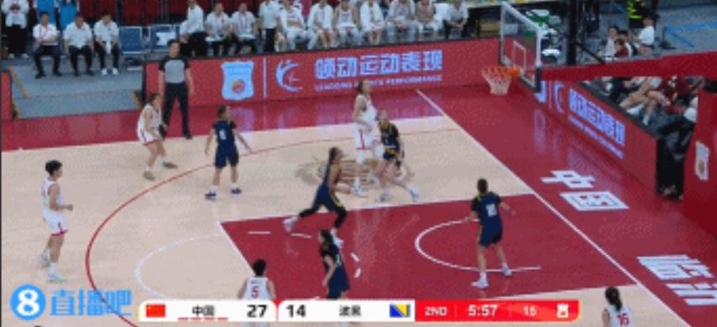 万次投篮次节见效果，女篮最可靠还是内线，韩旭得分比张子宇更轻松中国队上半场4