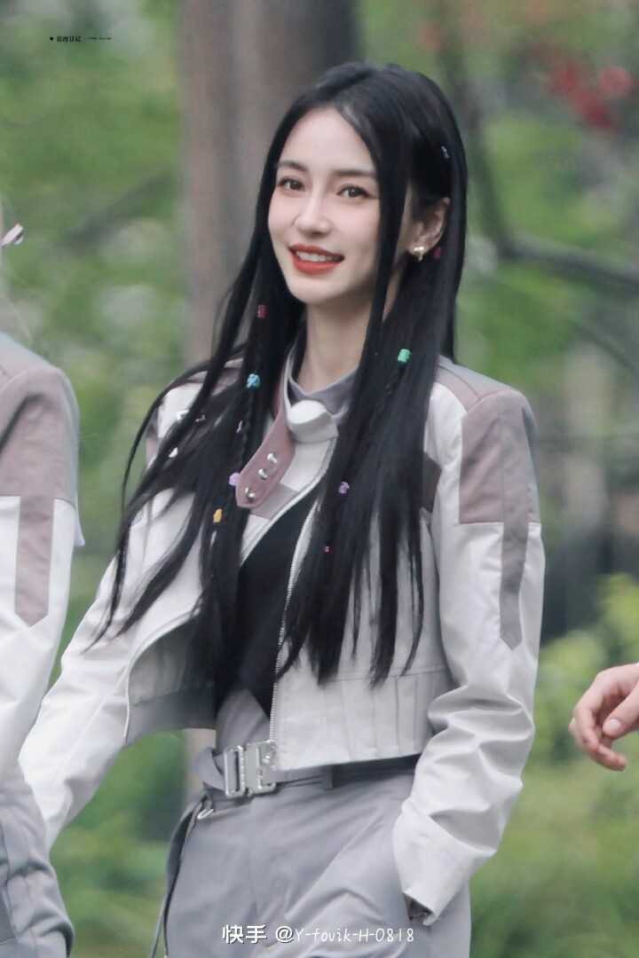 angelababyangelababy“你既是那美丽的日出，美好而又干净，