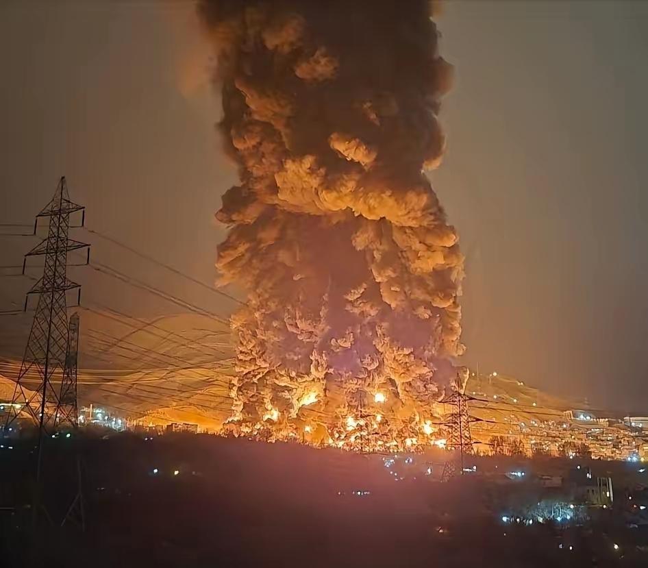 ​乌克兰民众这时候才认识到战争的严重性​他们收到俄罗斯2026年的征兵计划，将