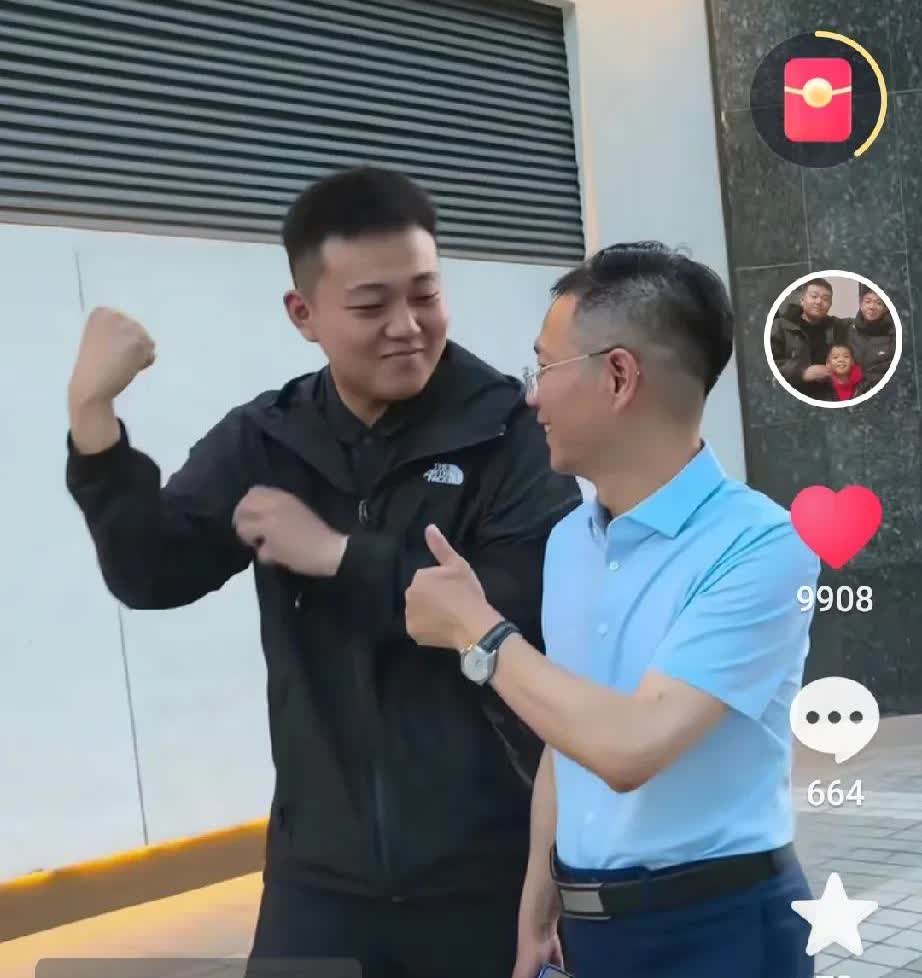 姜甲儒哥哥能来保护李律的安全，看的出来他们全家一定恨死了人贩子。有网友说：恨