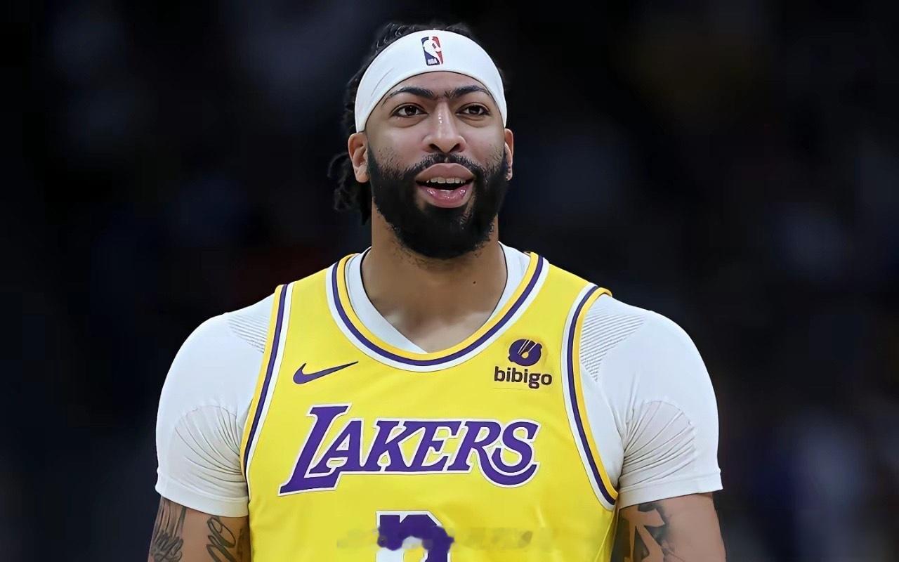 安东尼-戴维斯和克里斯蒂可能回到湖人！美媒报道：湖人有意送出里夫斯+八村塁+克莱