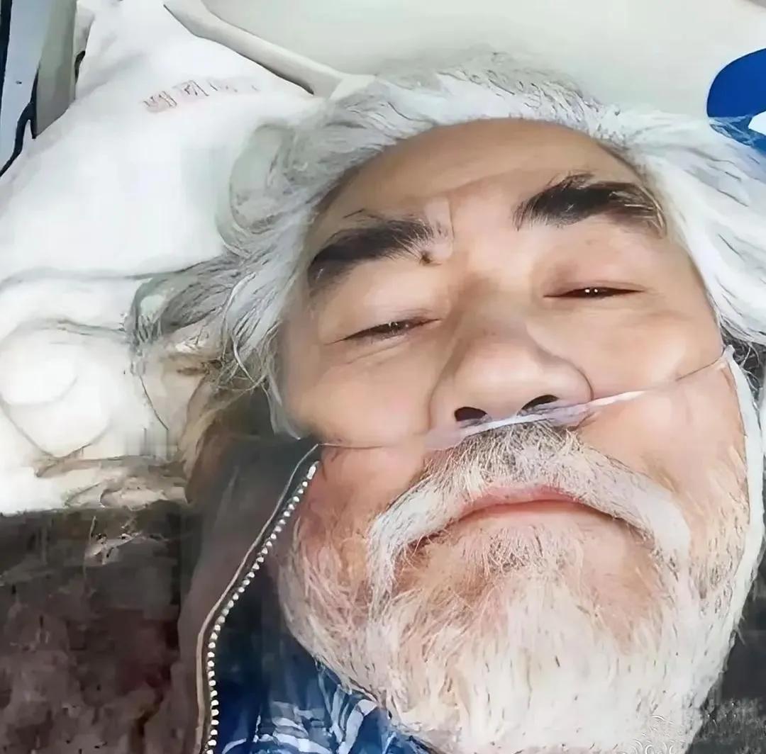 张纪中与杜星霖婚姻现状引热议！网友纷纷表示叹惜。张纪中和杜星霖开直播时，因记