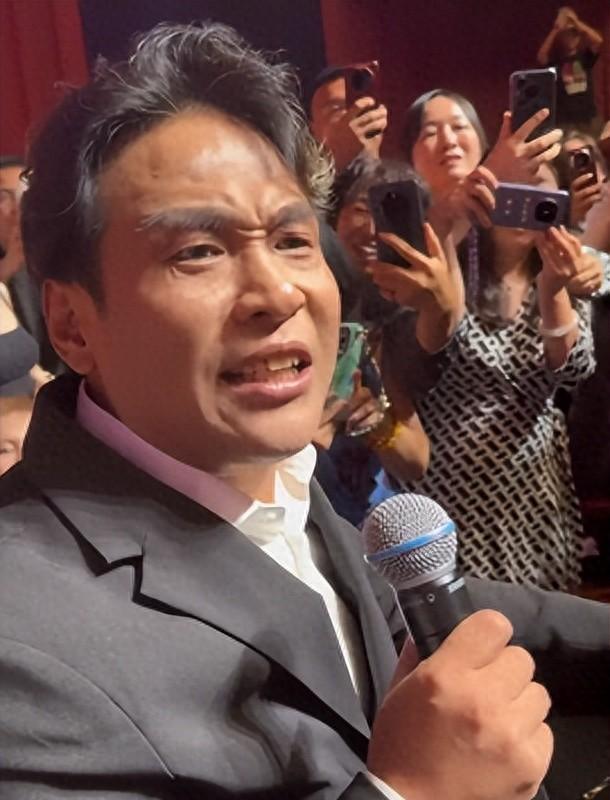 善恶终有报！成名后就抛妻娶美女粉丝的宋小宝，如今下场大快人心宋小宝又上热搜了，