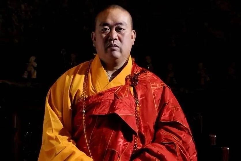 终于有结果了！2025年11月16日释永信被批准逮捕，涉嫌职务侵占、挪用资金、非