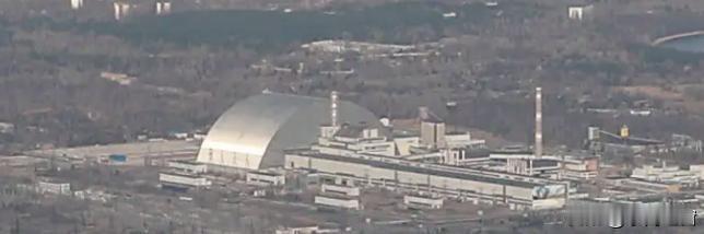 切尔诺贝利这颗“核定时炸弹”又要炸了！1986年核爆后，苏联用水泥“石棺”封了3