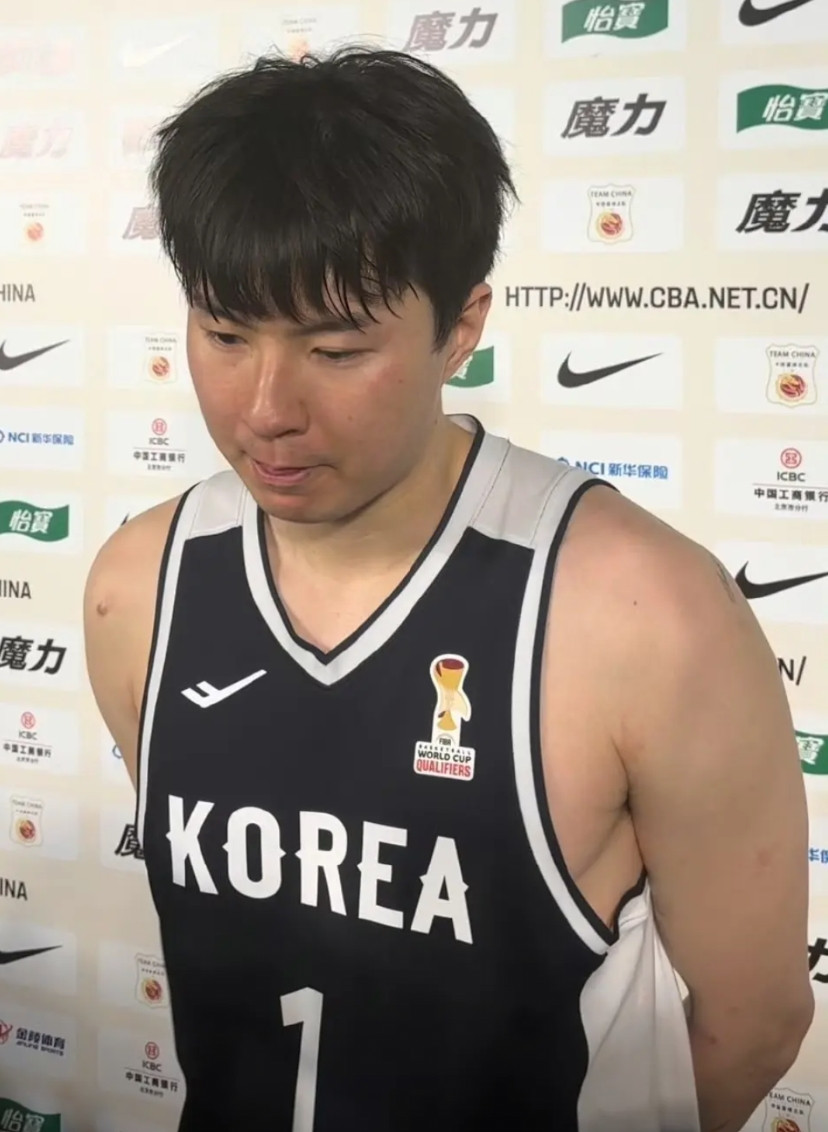 33分9记三分球，打爆中国男篮的韩国李贤重这样的发挥不是偶然！李贤重目前在日本