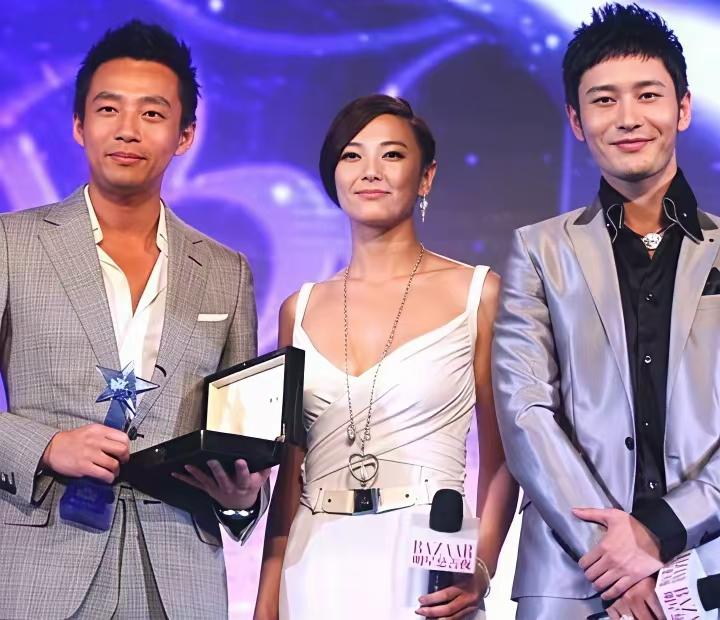 当年汪小菲与张雨绮、黄小明。谁也不服谁，只会鸡飞狗跳。大S真的能镇住汪，而且汪是