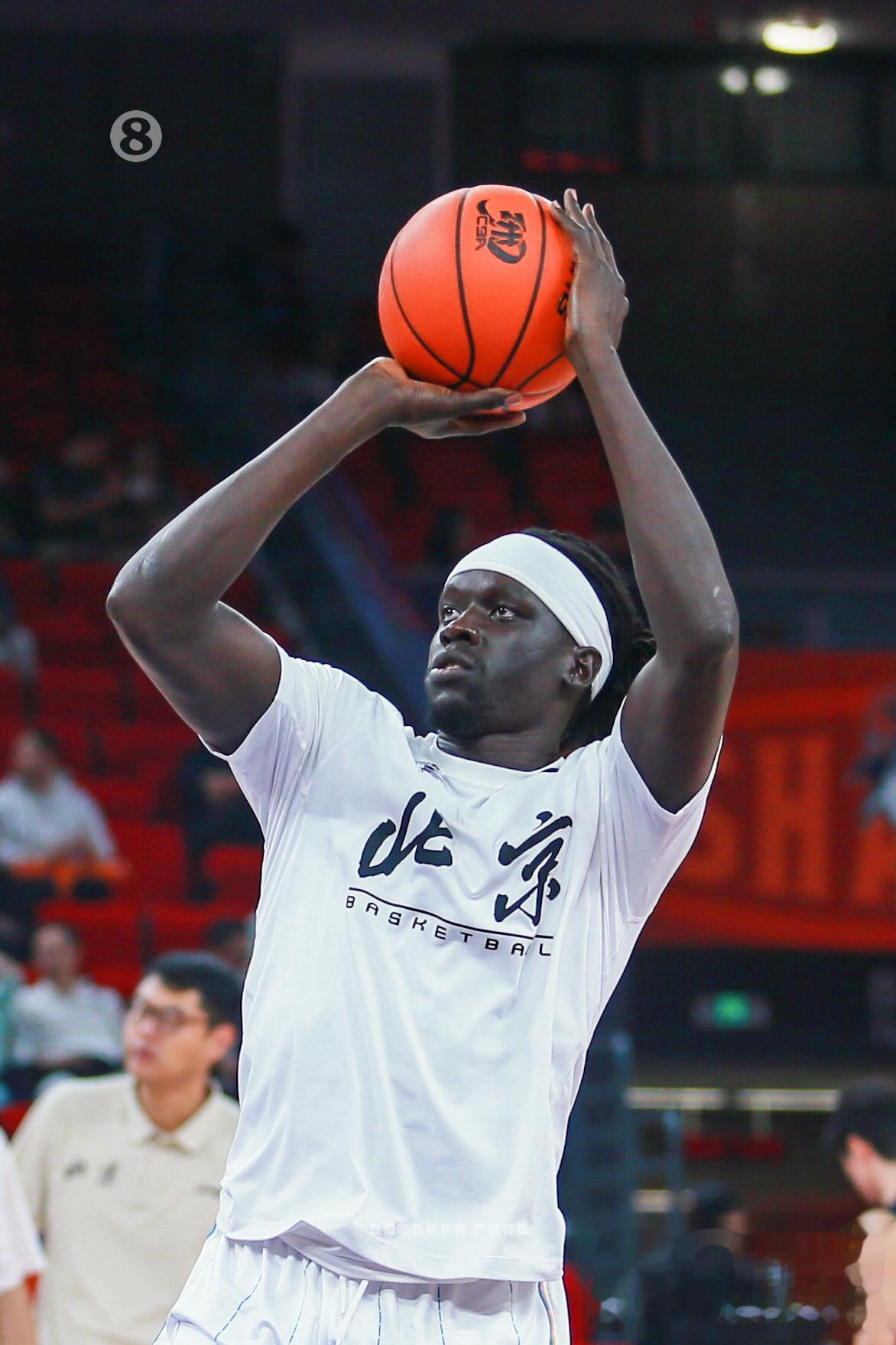 媒体人: 北京去年签约奥莫特有苦难言 没想到又从宁波引进马帝昂