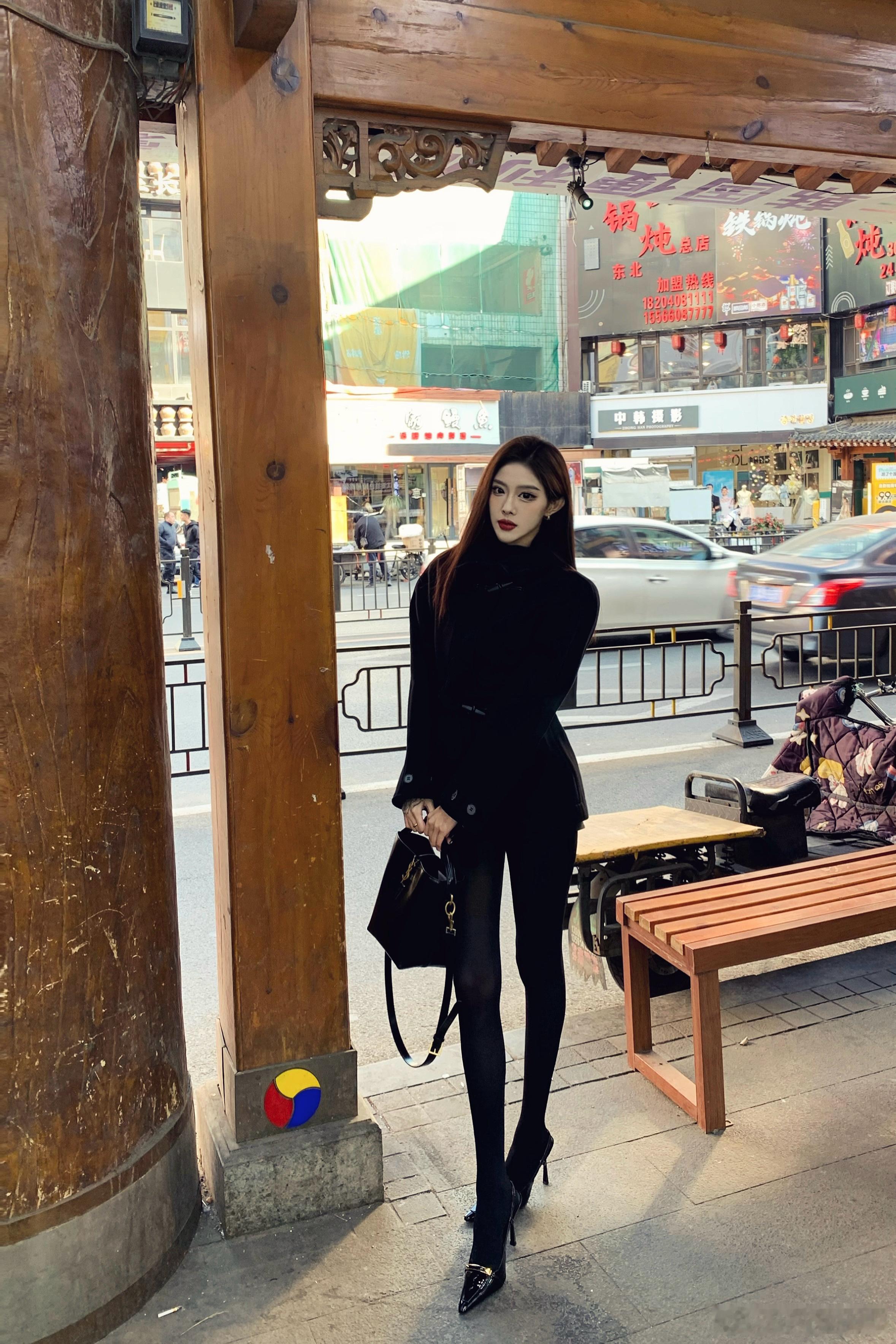 外五县厚黑穿搭登场​​​