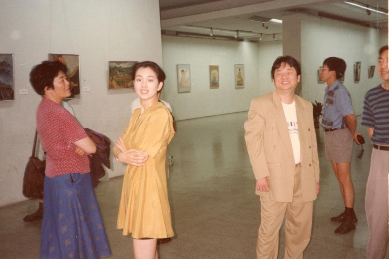 1994年，29岁的巩俐拍摄作品《画魂》，塑造的是第一代女画家潘玉良。为了更