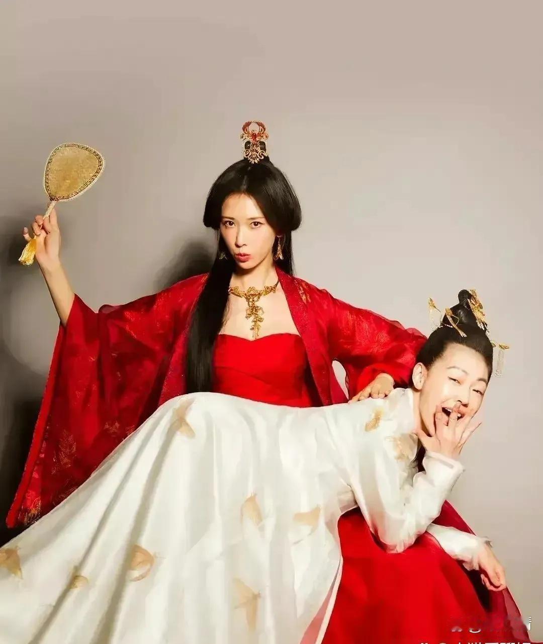 小S平‏⁠‍时那么傲娇，当初怎么‌会答应﻿拍⁠这种写真‌‌‍的？真是让人想不通。