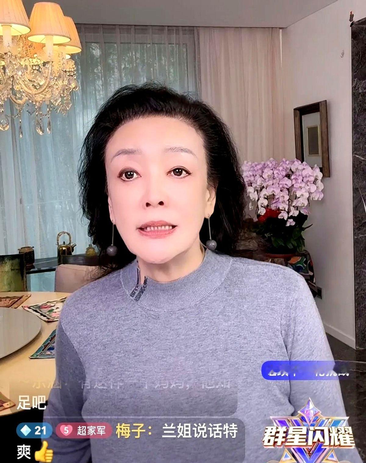 张兰不带娃，不是不管，是忙着把麻六记做到海外去。她一天播十个小时，孙子孙女的奶