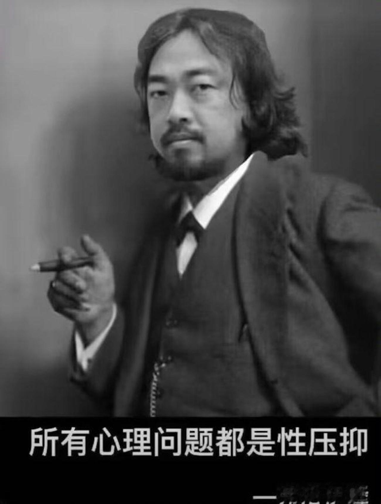 旅游博主峰哥转型了，彻底站上了胡锡进耕耘多年的赛道——“理中客”，实则“瞎说”赛