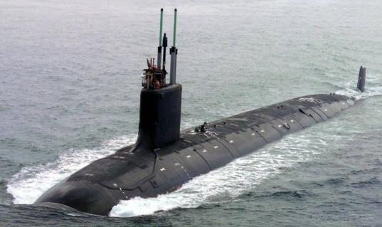 印度也不太厚道了，邀请伊朗护卫舰前往印度参加演习，经过演习结束以后，美国空袭伊朗