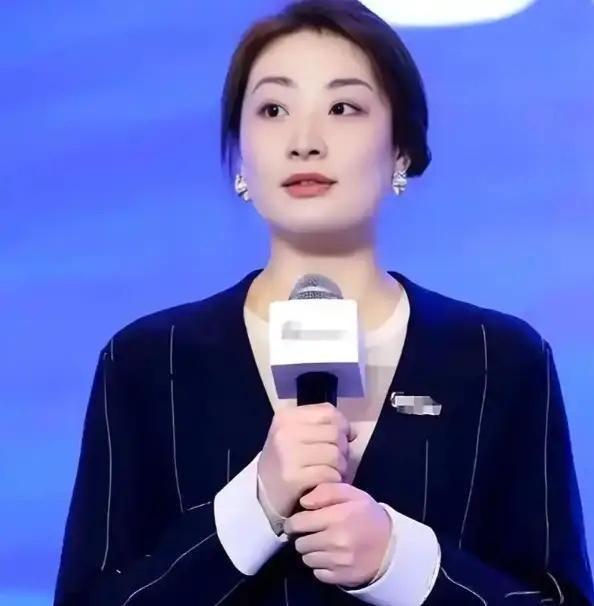 2026年7月21号，香港高等法院驳回了宗馥莉的上诉许可申请，18亿美元继续冻着