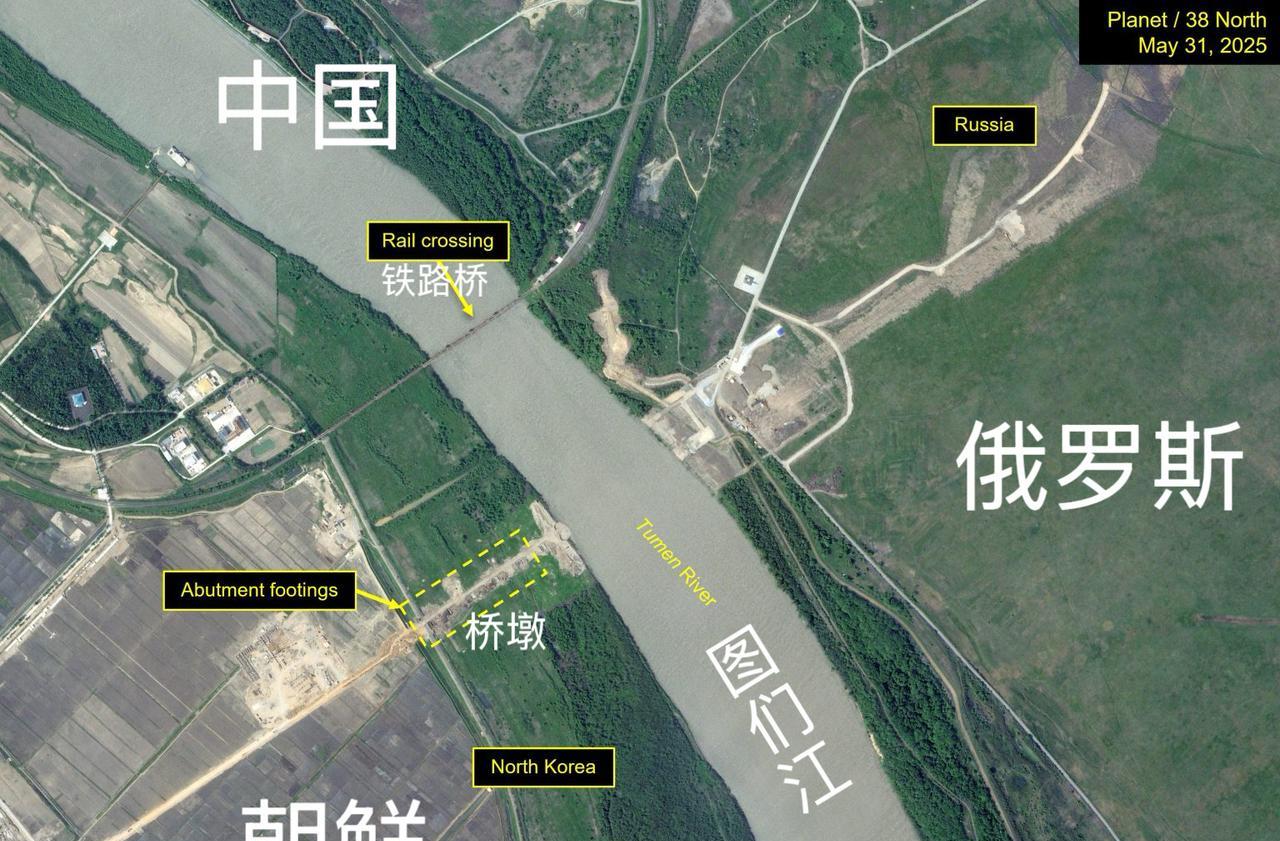 朝鲜与俄罗斯加快图们江公路桥建设，准备在2026年中期完成封堵图们江的第二座桥梁