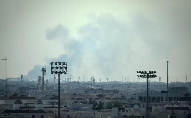 中东第一白眼狼我看非卡塔尔莫属，将来卡塔尔亡国那一天他不值得任何人的同情，因为它