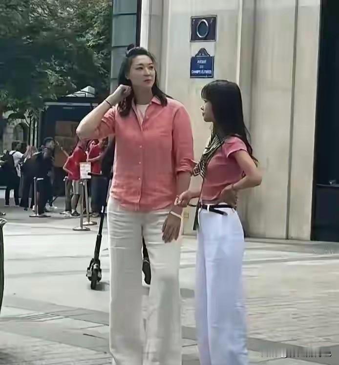 矮的精致更讨人喜欢。