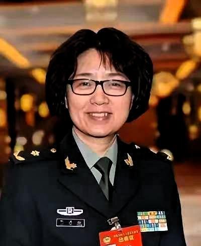 中国工程院院士，国家肾脏疾病临床医学研究中心主任，主任医师、教授、博士生导师！
