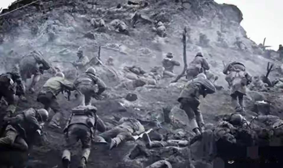 一百多名志愿军战士死在坑道里，没枪伤，没刀伤，就那么坐着躺着趴着。美军翻遍尸体，