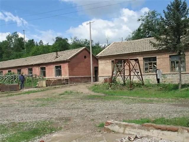 沈阳军区守备四师(原赤峰守备区)