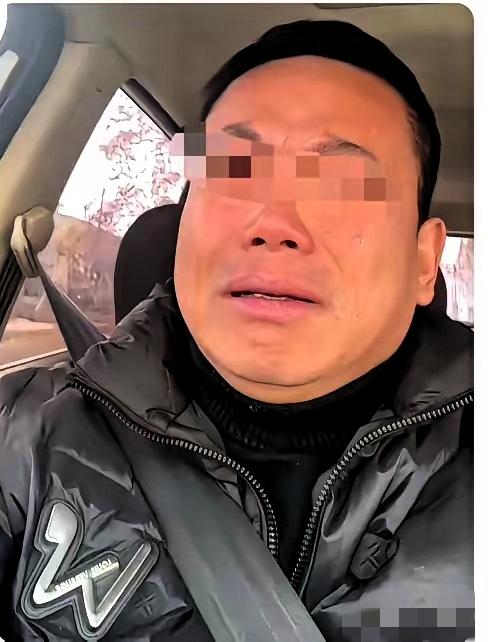 这男的纯属自食恶果！嫌结发妻子不浪漫不解风情，狠心抛弃后娶了个会打扮的，如今