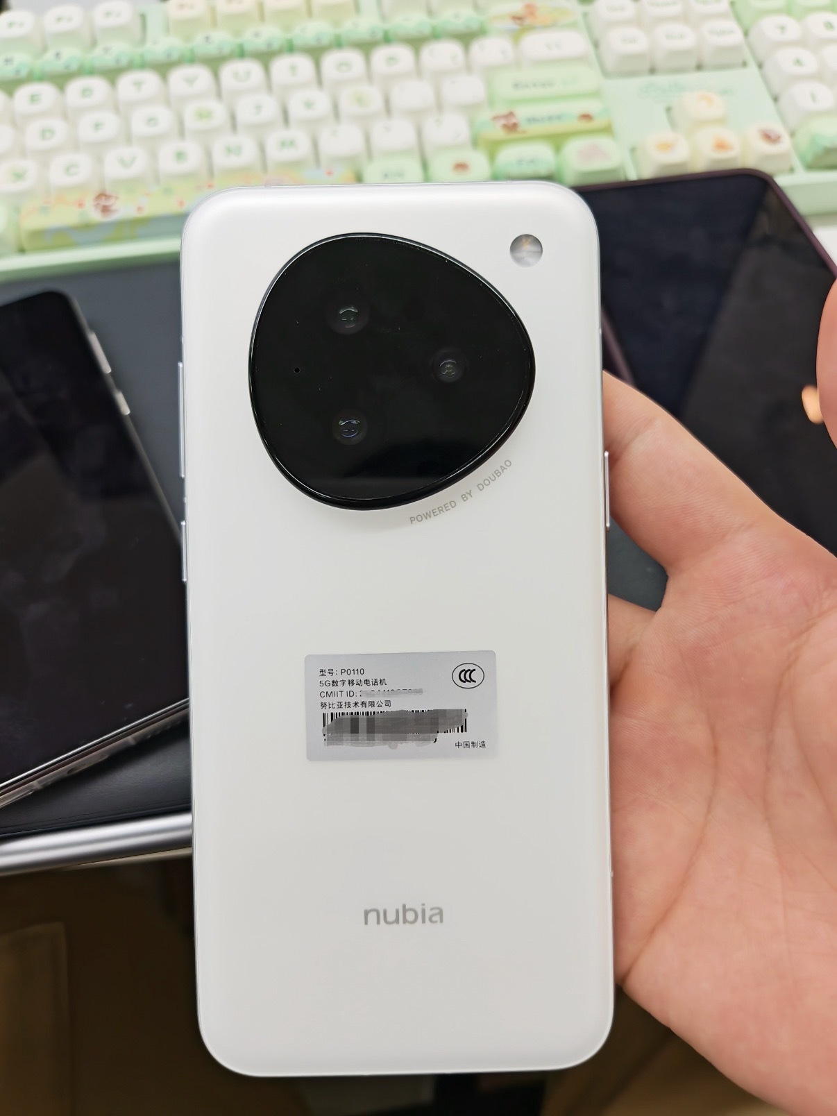 努比亚张雷总回应了！技术革命是谁都拦不住的未来AI助手将改变未来生活字节走出