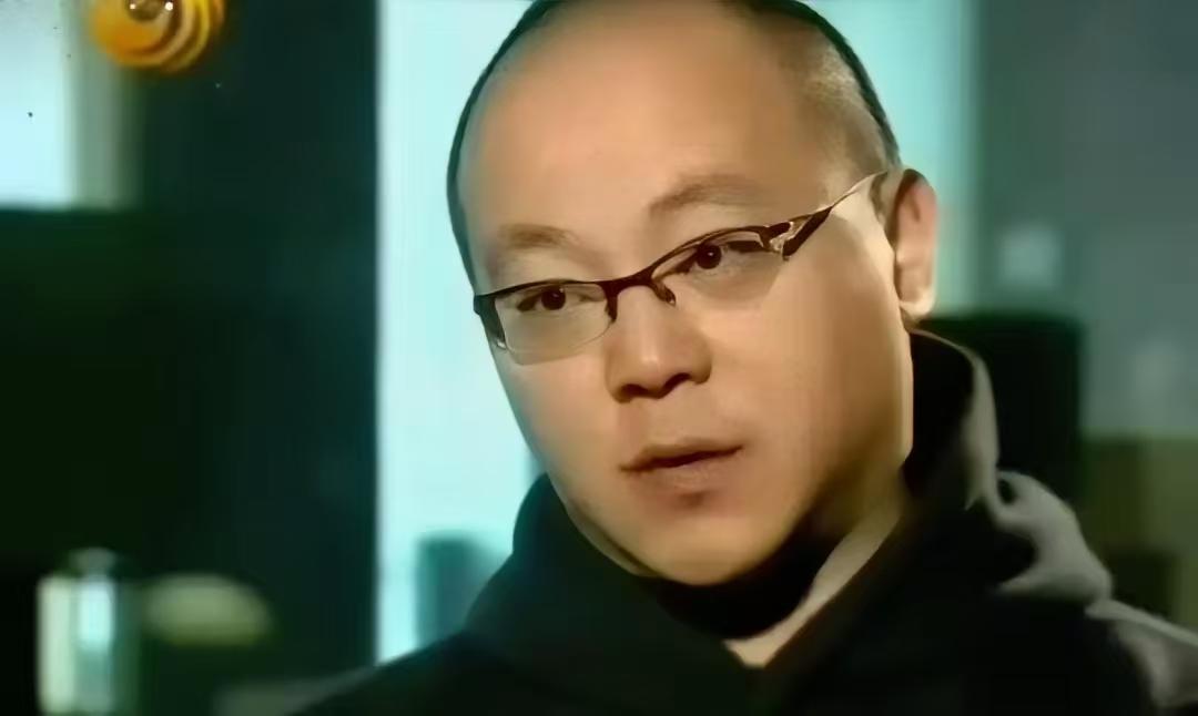 窦唯二十年前就说过间谍不止偷情报还玩文化渗透，窦唯真的是清醒又通透，二十年前就看