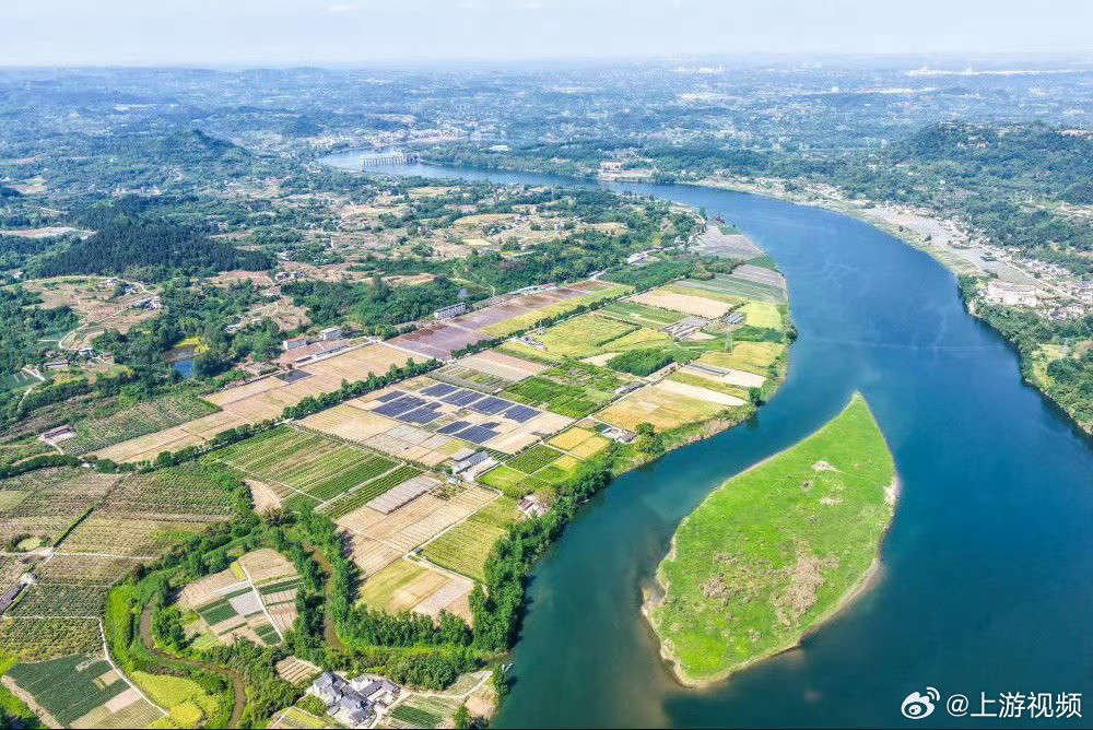 #巴渝粮仓春耕美如画#【“巴渝粮仓”春日农耕美如画】春耕时节，重庆市合川区田间地