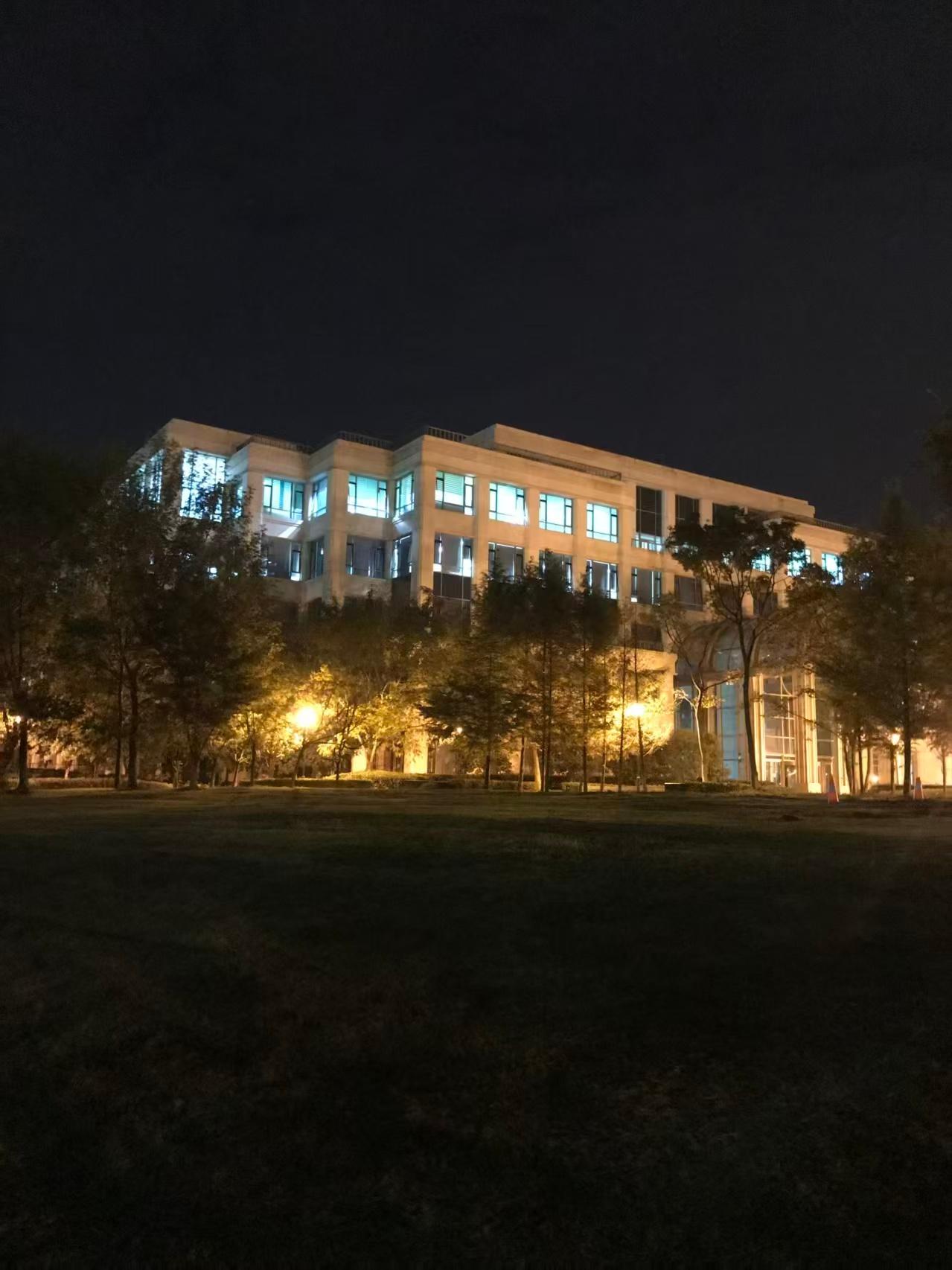 没苦硬吃！湖北武汉，一位程序员为了每天能回家陪妻女，特意在远郊买了房，谁知上班却