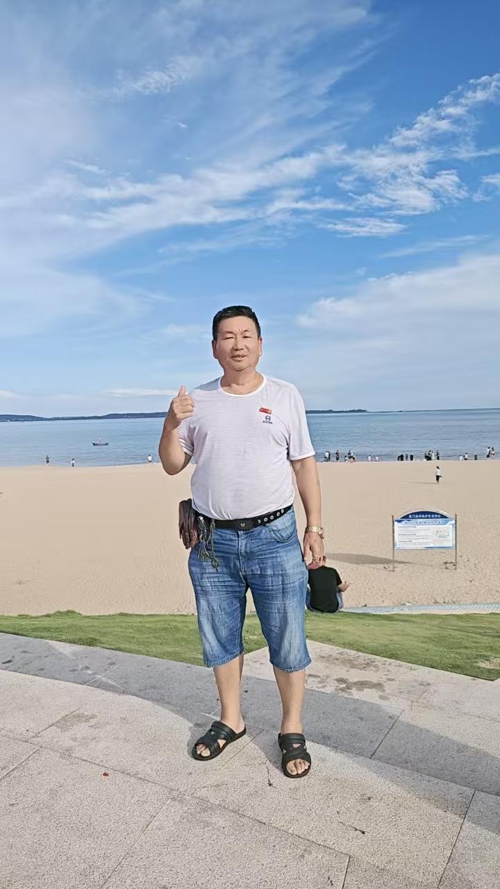 一场意外，让我领悟到生命的真谛李大爷是一位普通的农民，朴实善良，勤劳耕作了大