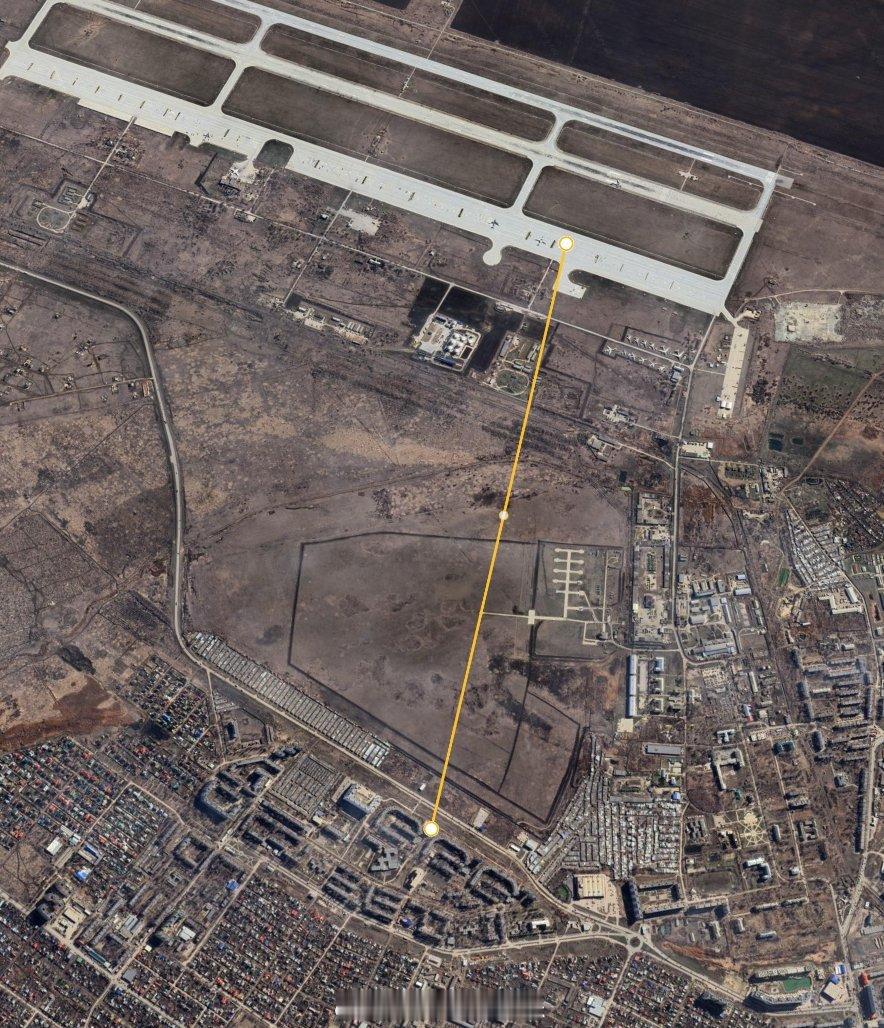 遭袭的俄罗斯恩格斯-2空军基地：51.489056,46.164294—据报道，此次袭击涉及无人机，