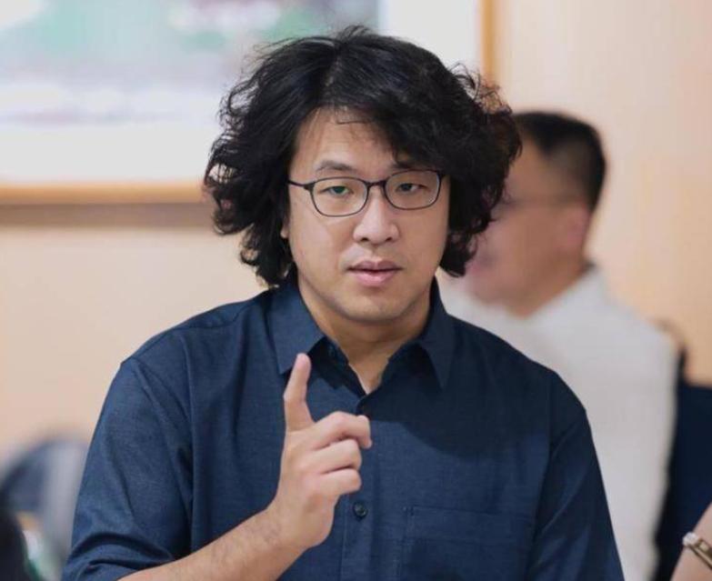 沈伯洋刚落地就嚣张！大陆不能拿我怎样！沈伯洋从德国回来，说话带着一股刻