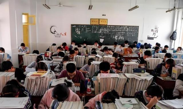 现在全世界都在说一件事，那就是中国人是世界上最聪明的人种，因为如果不是这样根本无